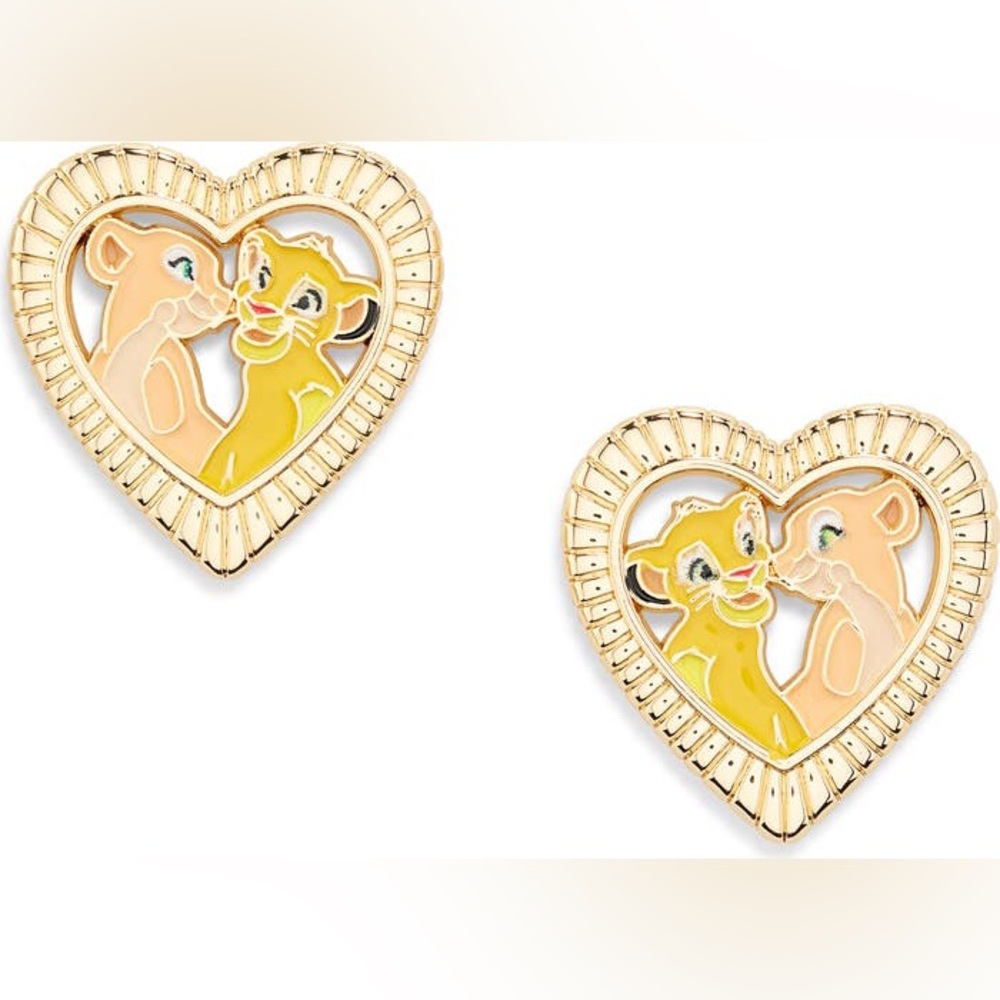 Disney nwt Lion King Heart Stud Earrings